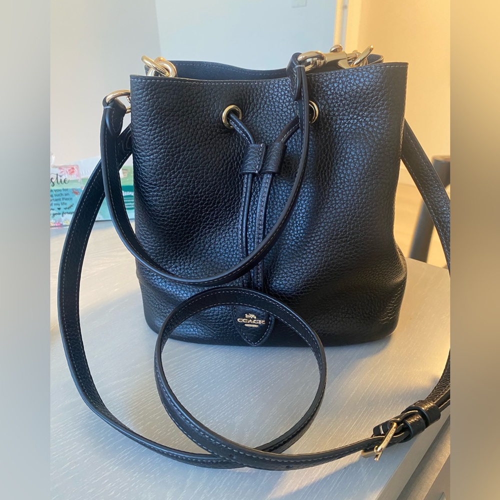 Coach Rowan Bucket bag